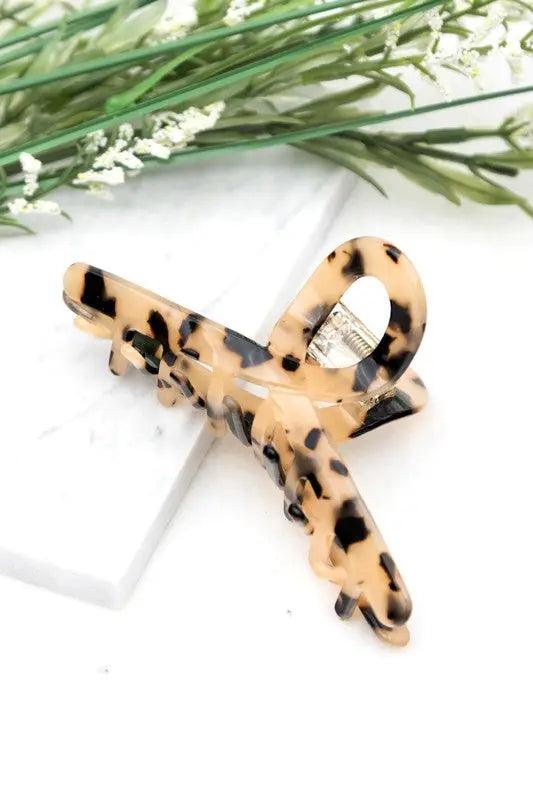 Resin Loop Claw Clip - High Quality Hair Accessories