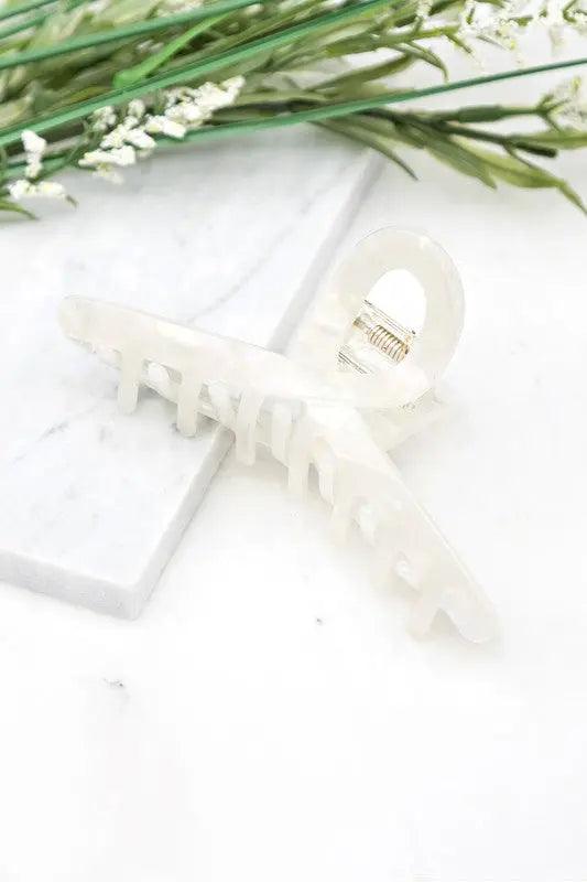 Resin Loop Claw Clip - High Quality Hair Accessories